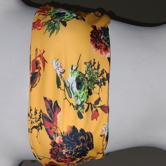 Gold/ Orange Bikini - Picture 2 of 6